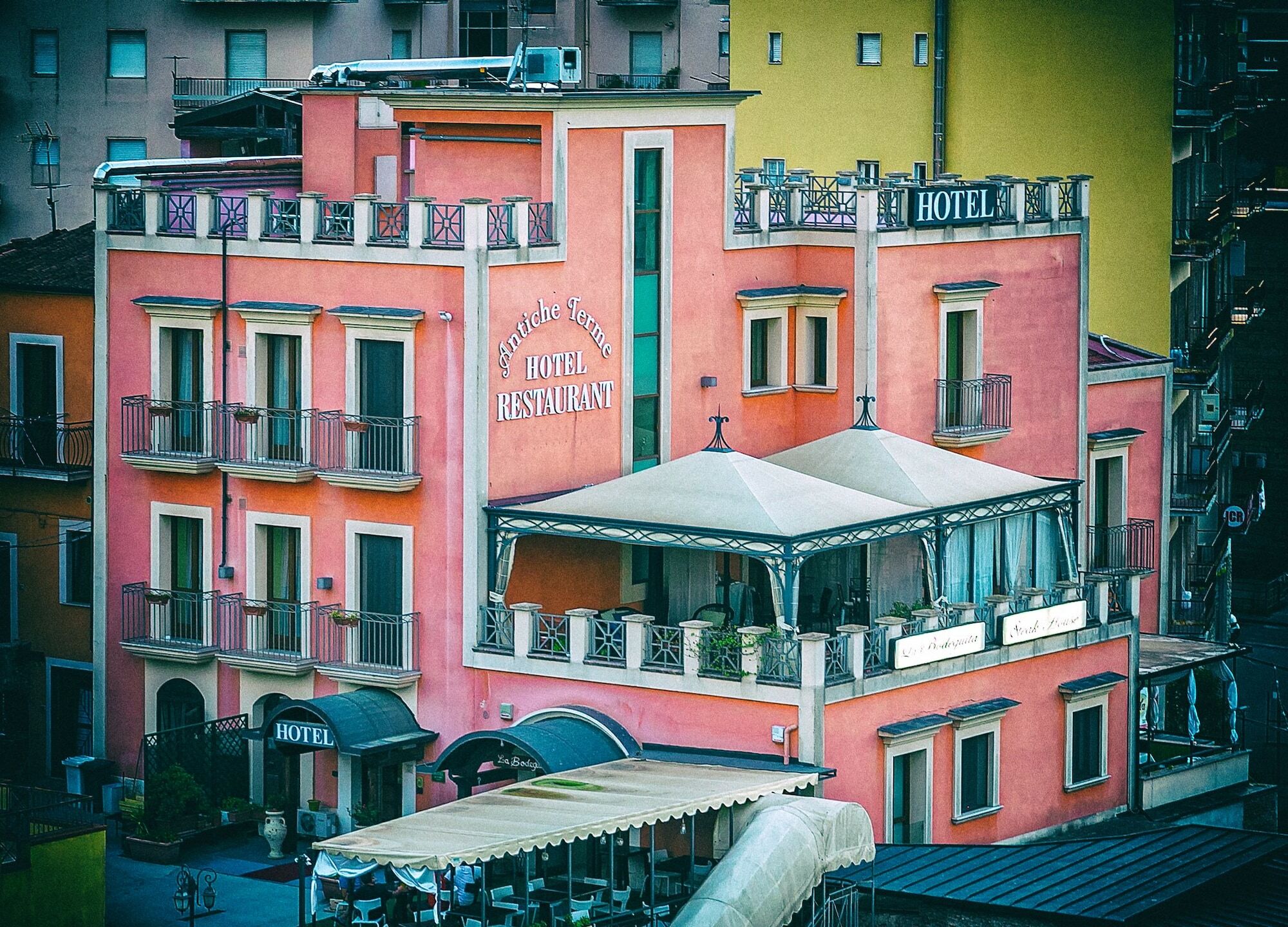 Hotel Antiche Terme Μπενεβέντο Εξωτερικό φωτογραφία